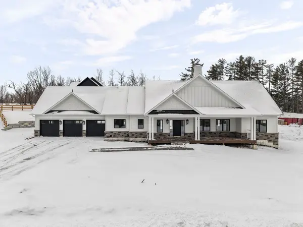 4 Friesian CT, Oro-medonte, ON L0K 1E0