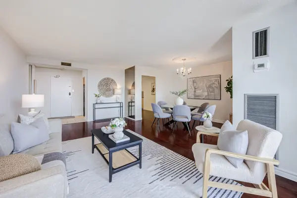 625 The West Mall N/A #901, Toronto W08, ON M9C 4W9