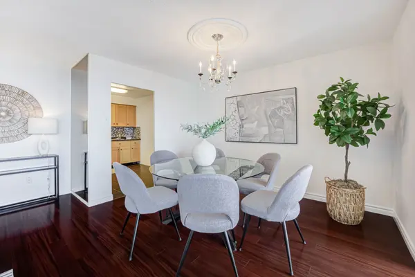 625 The West Mall N/A #901, Toronto W08, ON M9C 4W9