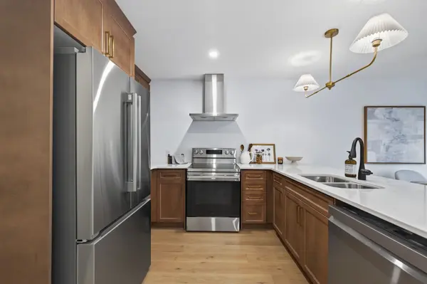 177 Chestnut ST #8, Lucan Biddulph, ON N0M 2J0