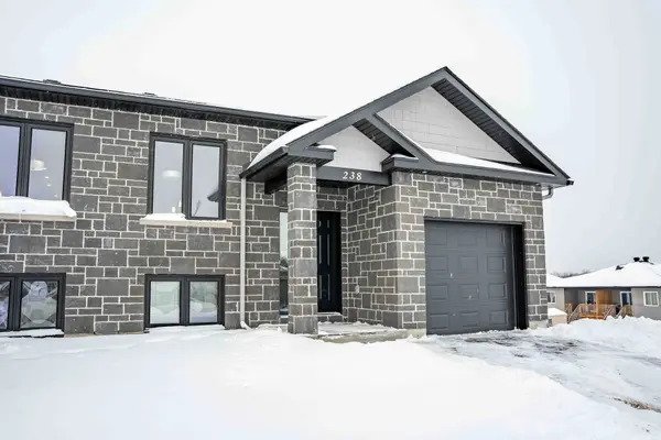 238 East Ridge DR, Cornwall, ON K6H 7N2