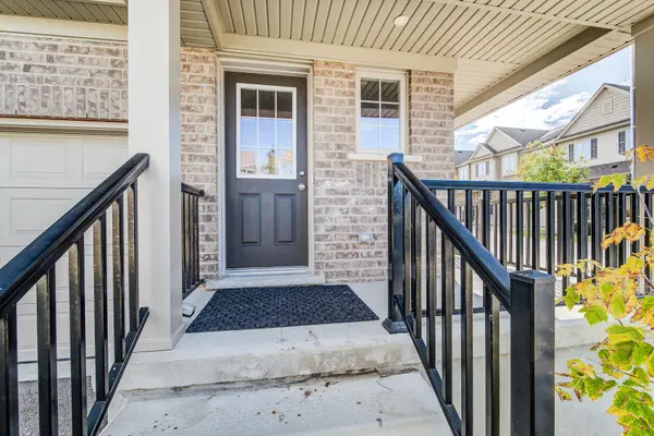 50 Pinnacle DR #40, Kitchener, ON N2P 1C5