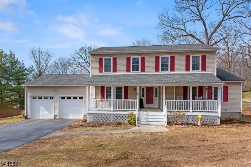 20 Windjammer Dr, Jefferson Twp., NJ 07849