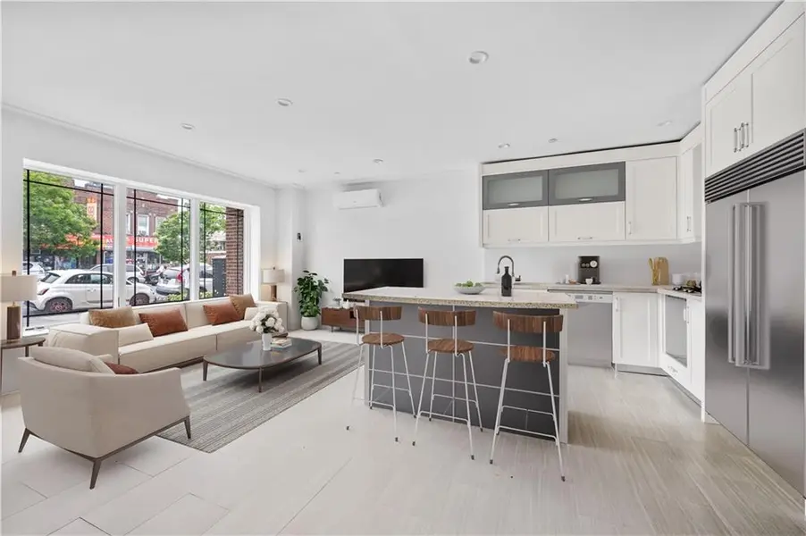 2335 Bath AVE #1B, Brooklyn, NY 11214