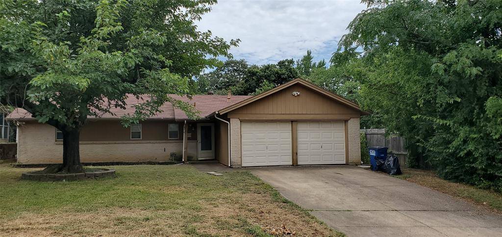 1801 Sagebrush Trail, Euless, TX 76040