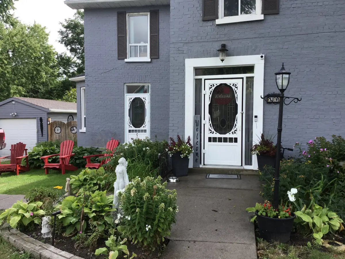 20 King ST W, Kawartha Lakes, ON K0L 2W0