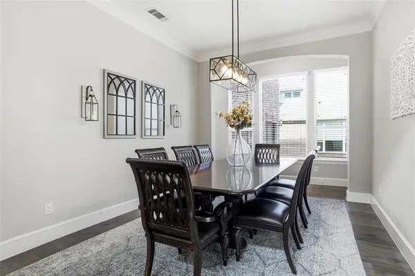 7933 Woodside Trail, North Richland Hills, TX 76182