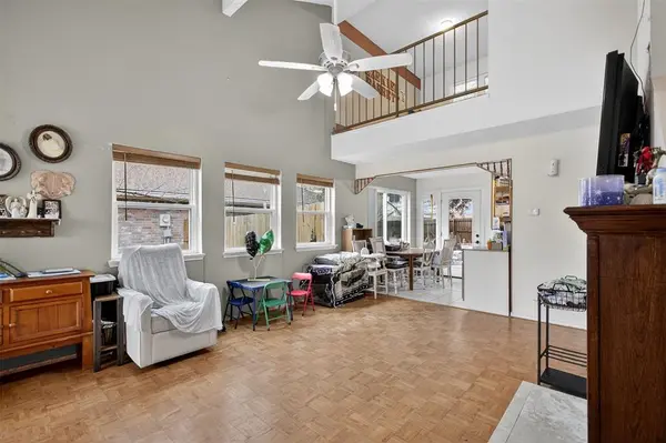 6813 Haltom Road, Fort Worth, TX 76137