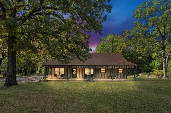 230 Rs County Road 1491, Point, TX 75472