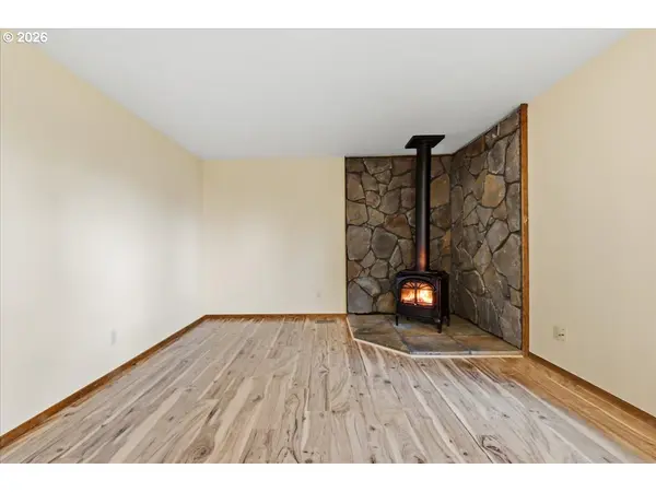 2559 S DOGWOOD TER, Cornelius, OR 97113