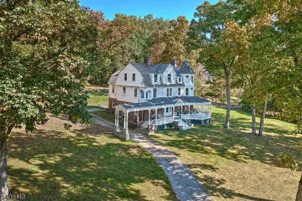 211 Mountainside Rd, Mendham Twp., NJ 07945