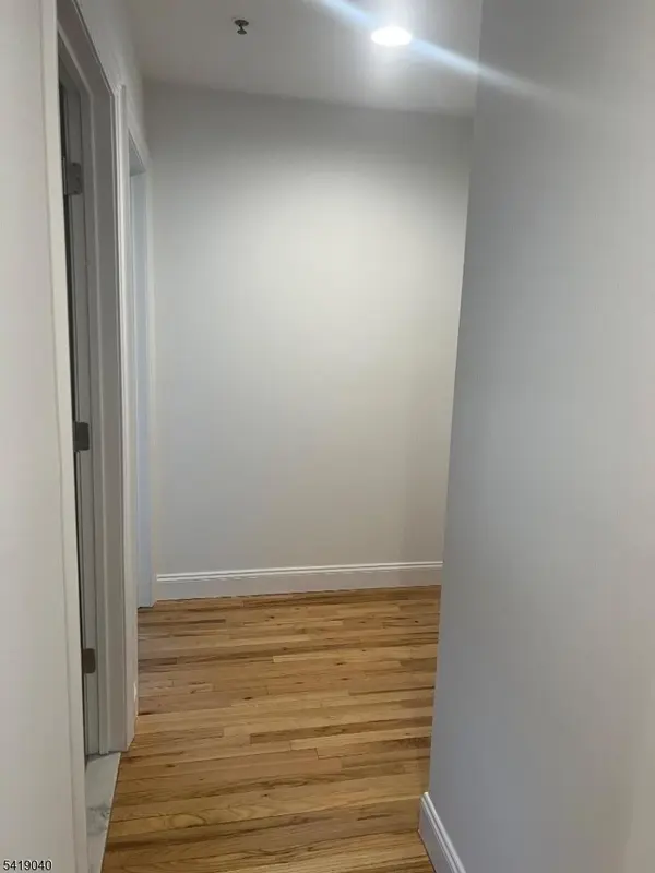 100 Liberty Village Drive #305, Warren Twp., NJ 07059