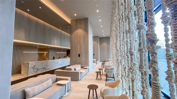 55 Cooper ST #3808, Toronto C08, ON M5E 0G1