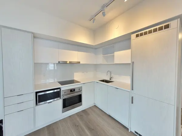 55 Cooper ST #3808, Toronto C08, ON M5E 0G1