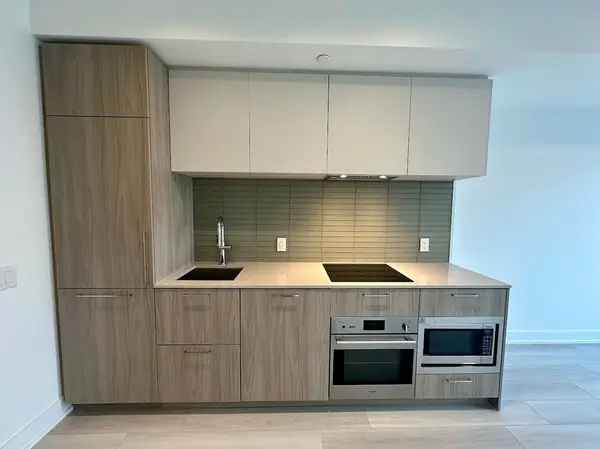 36 Olive AVE #1701, Toronto C14, ON M2N 0M4