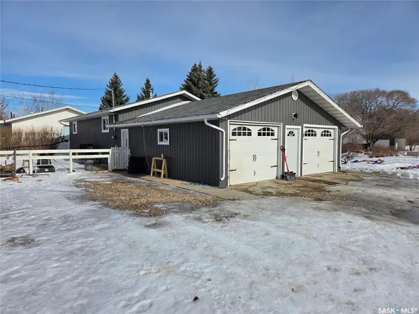 34 Lumsden STREET, Manor, SK S0C 1R0