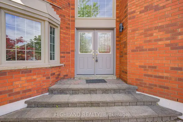 4781 Crystal Rose DR, Mississauga, ON L5V 1G9