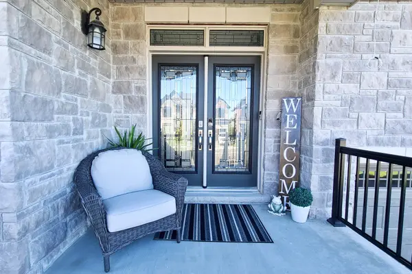 54 Highlands BLVD, Cavan Monaghan, ON L0A 1G0