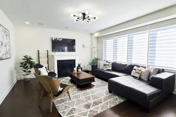 54 Highlands BLVD, Cavan Monaghan, ON L0A 1G0