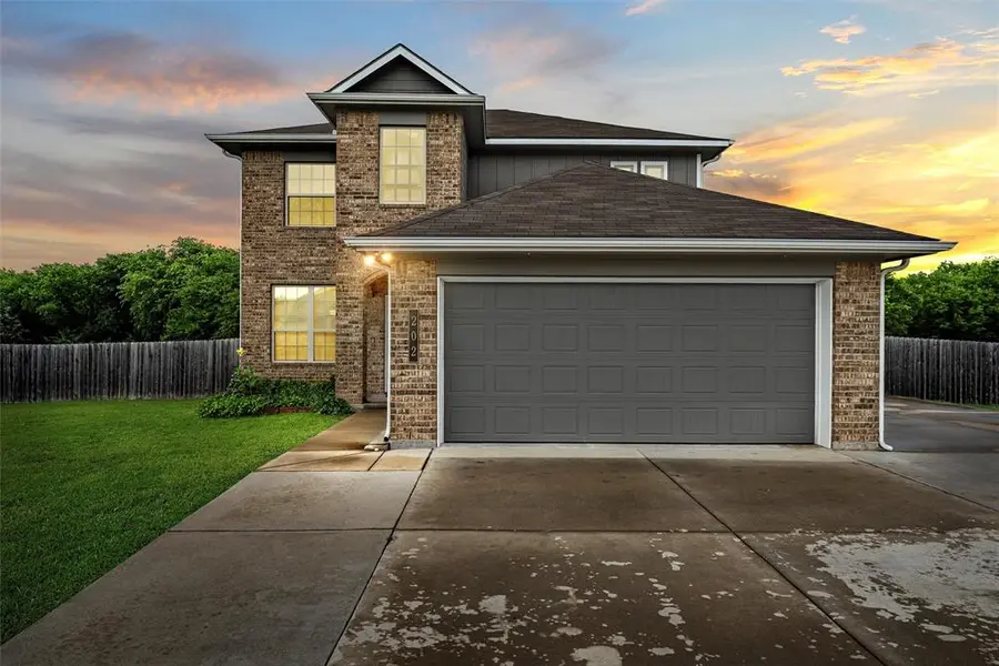 202 Milky Way Road, Bruceville, TX 76630