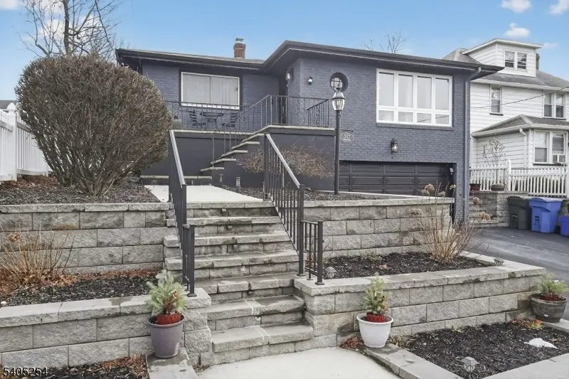 317 Ridge Rd, Rutherford Boro, NJ 07070