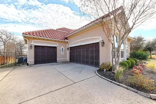 7001 Schubert, Colleyville, TX 76034