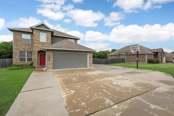 202 Milky Way Road, Bruceville, TX 76630