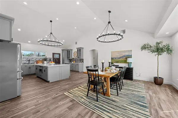 1404 S Robinson Drive, Robinson, TX 76706