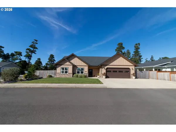 4260 CADDINGTON LN, Florence, OR 97439