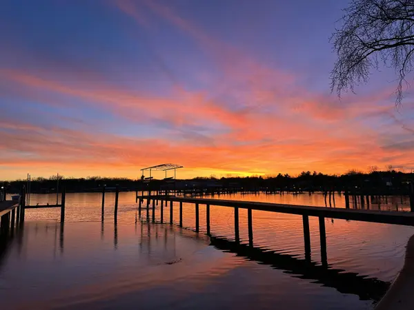 1738 Waukazoo DR, Park Twp, MI 49424