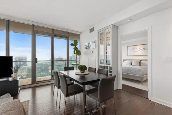 33 Lombard ST #3205, Toronto C08, ON M5C 3H8