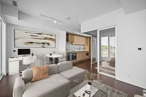 2020 Bathurst ST #517, Toronto C03, ON M5P 0A6