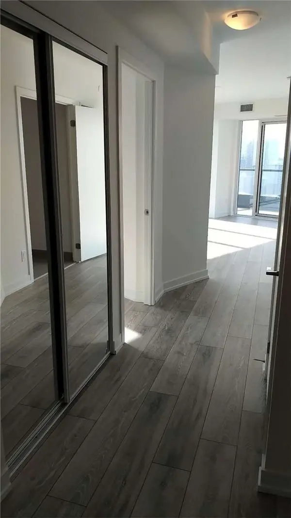 159 Wellesley ST E #2908, Toronto C08, ON M4Y 0H5