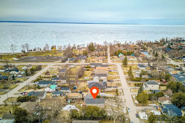 784 Rockaway RD, Georgina, ON L0E 1S0