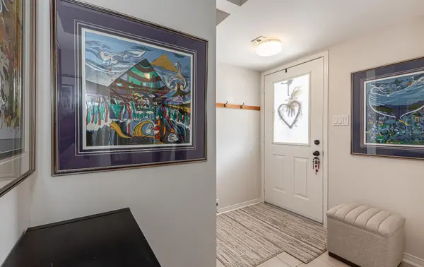 32 Valleymede CT, Collingwood, ON L9Y 5E4