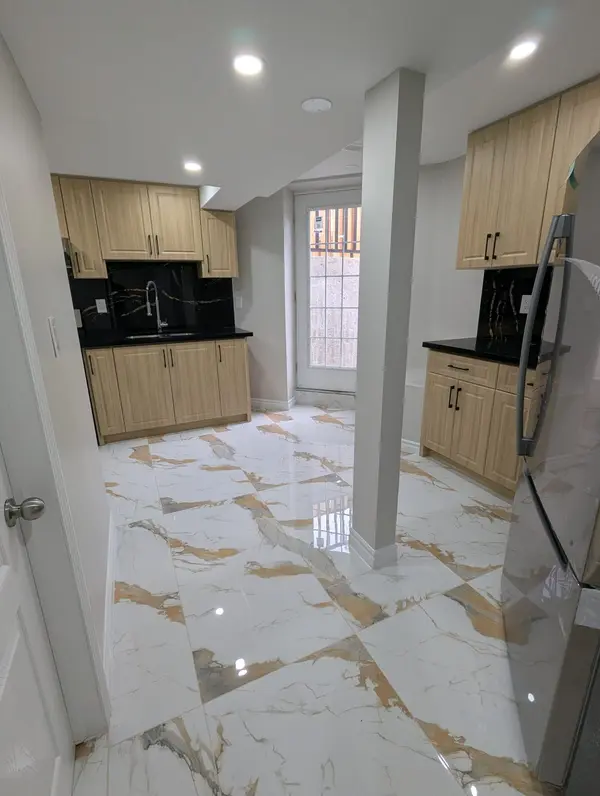 54 Novella PL #Lower, Brampton, ON L6S 5X1