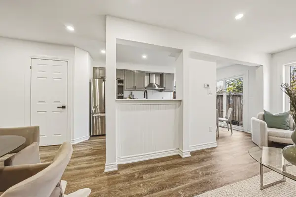 1588 South Parade CT #72, Mississauga, ON L5M 6E7