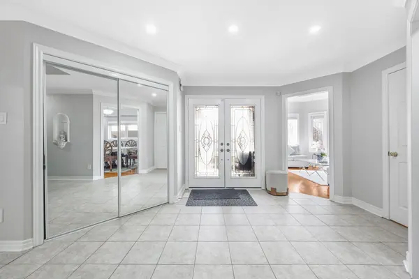 14 Samuel CRES, Halton Hills, ON L7G 5J2