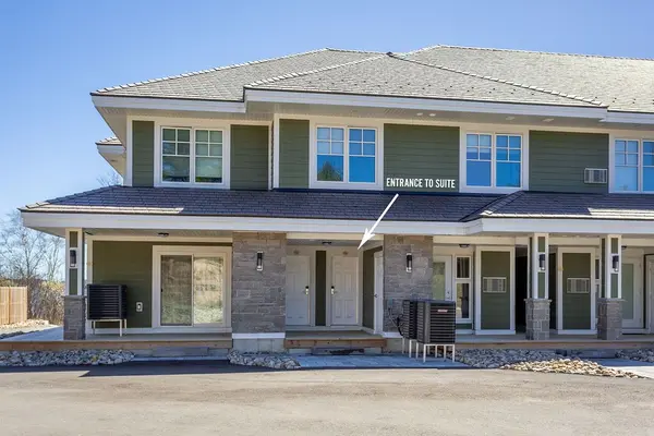 1869 Muskoka 118 RD #BTV-105, Muskoka Lakes, ON P1L 1W8