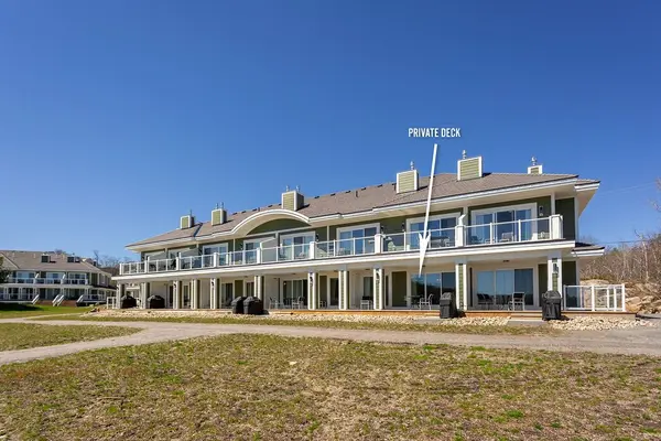 1869 Muskoka 118 RD #BTV-105, Muskoka Lakes, ON P1L 1W8