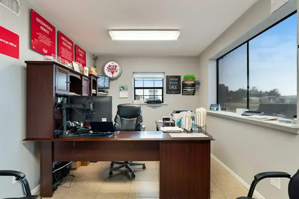 2975 S Church, Paris, TX 75460