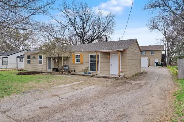 9021 White Settlement Road, White Settlement, TX 76108