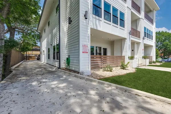 1322 Lipscomb Street #201, Fort Worth, TX 76104