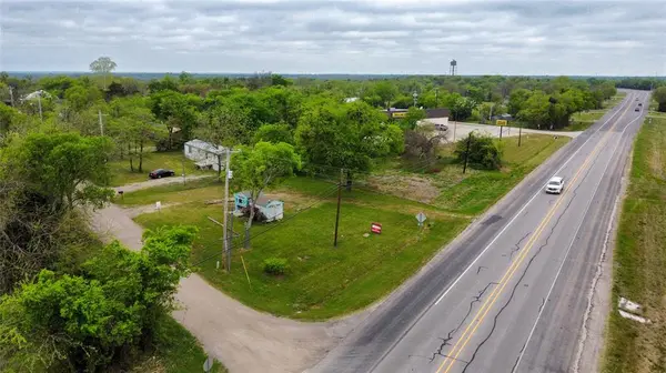 101 Wallace Street, Lone Oak, TX 75453