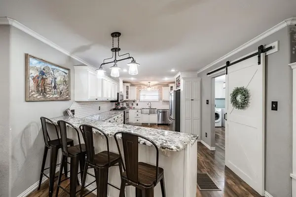 412 N Orange Street, Roby, TX 79543