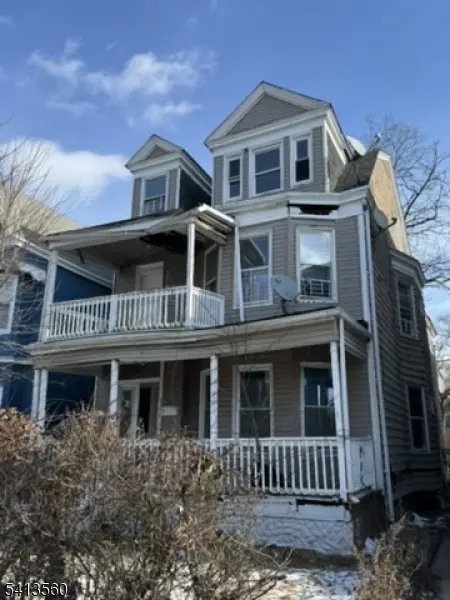 20 Girard Ave, East Orange City, NJ 07017