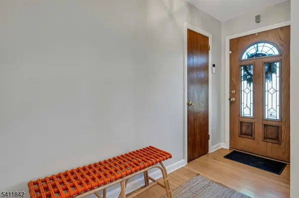 6 Mountainside Dr, Morris Twp., NJ 07960