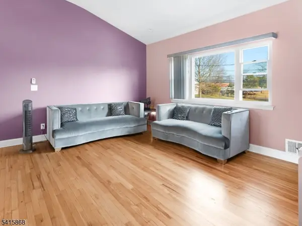 424 Rivercrest Dr, Piscataway Twp., NJ 08854