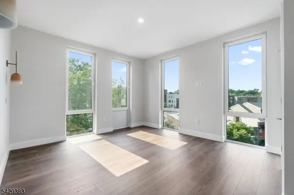 21 Lincoln Park #400, Newark City, NJ 07102