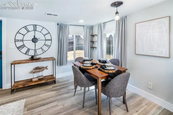 2201 W Warren AVE, Englewood, CO 80110